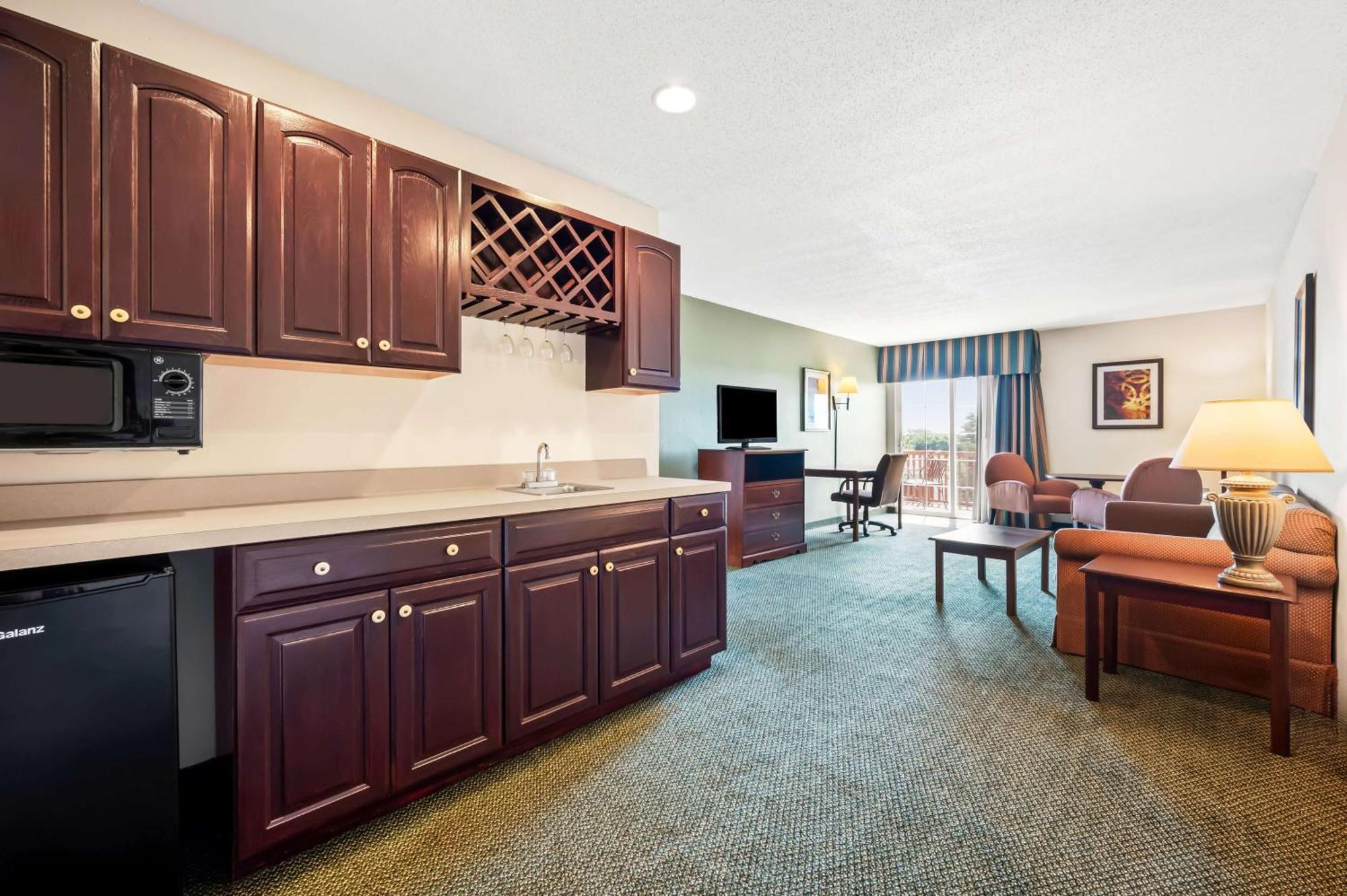 Best Western Annawan Inn Ngoại thất bức ảnh